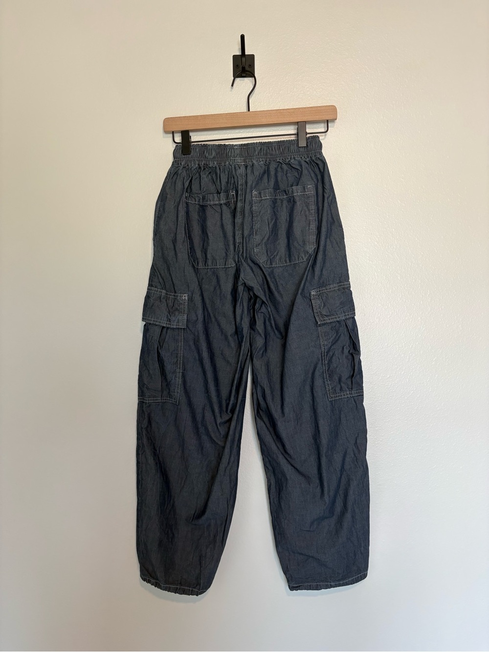 Anthropologie Pilcro Denim Bungee 90s Parachute High Rise Pants Boho Chambray XS - Picture 6 of 10